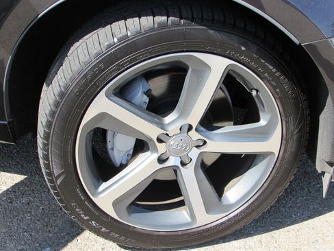 Used 2016 Audi Q5 3.0T Premium Plus w/ Technology Package image 30