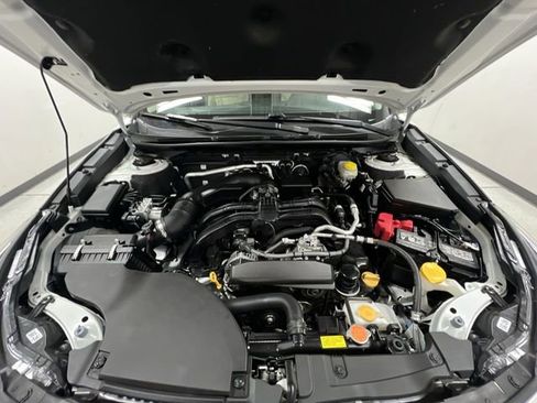 Used 2025 Subaru Outback Limited w/ Popular Package #2 image 31