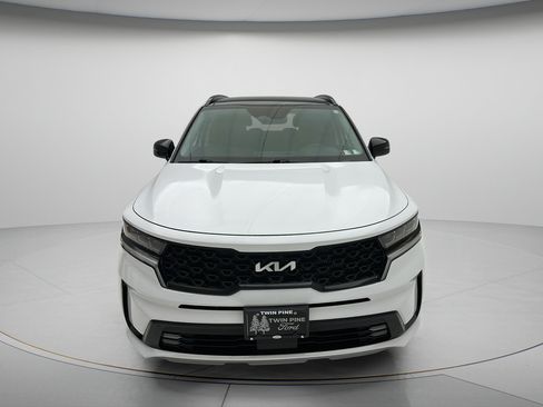 Used 2023 Kia Sorento SX AWD/4WD image 2