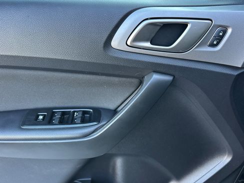 Used 2019 Ford Ranger XLT w/ Black Appearance Package image 11