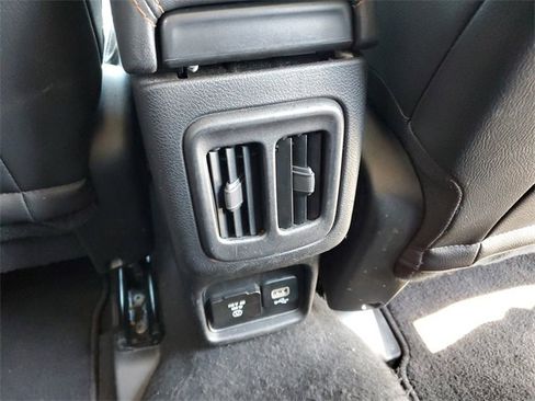 Used 2021 Jeep Compass Limited image 20