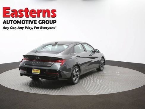 Used 2024 Hyundai Elantra Limited FWD image 42