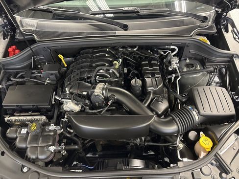 Used 2024 Dodge Durango SXT w/ 3rd Row Seating Group image 42