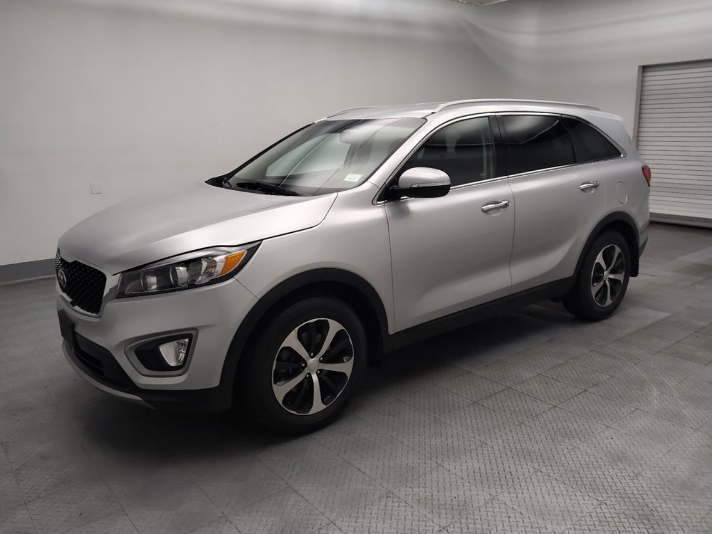 Used 2017 Kia Sorento EX FWD image 2