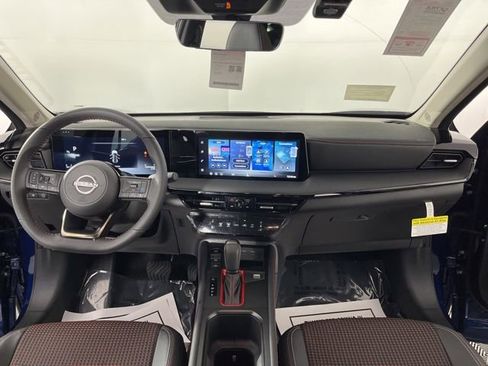 New 2026 Nissan Kicks SR w/ Illumination Package image 38