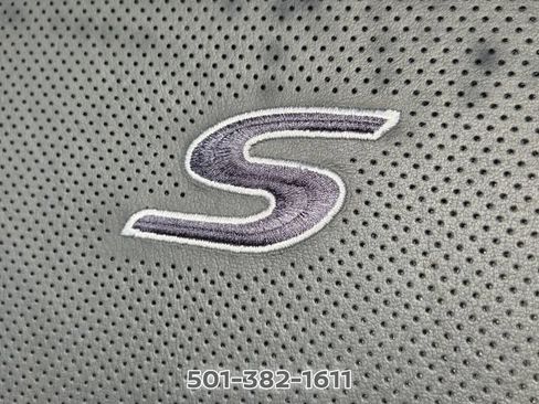 Used 2026 Chrysler Pacifica Limited w/ Uconnect Theater Family Group FWD image 14