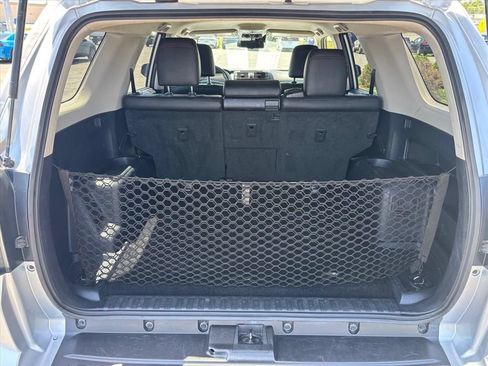 Used 2022 Toyota 4Runner TRD Off-Road Premium AWD/4WD image 26