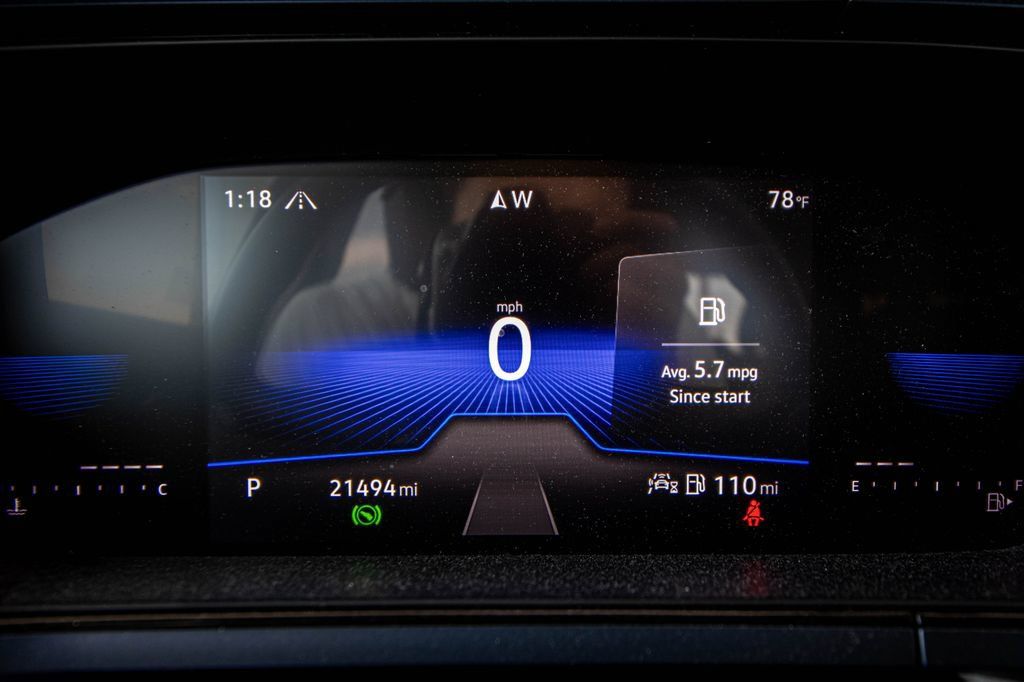 Certified 2024 Volkswagen Taos SE AWD/4WD image 37