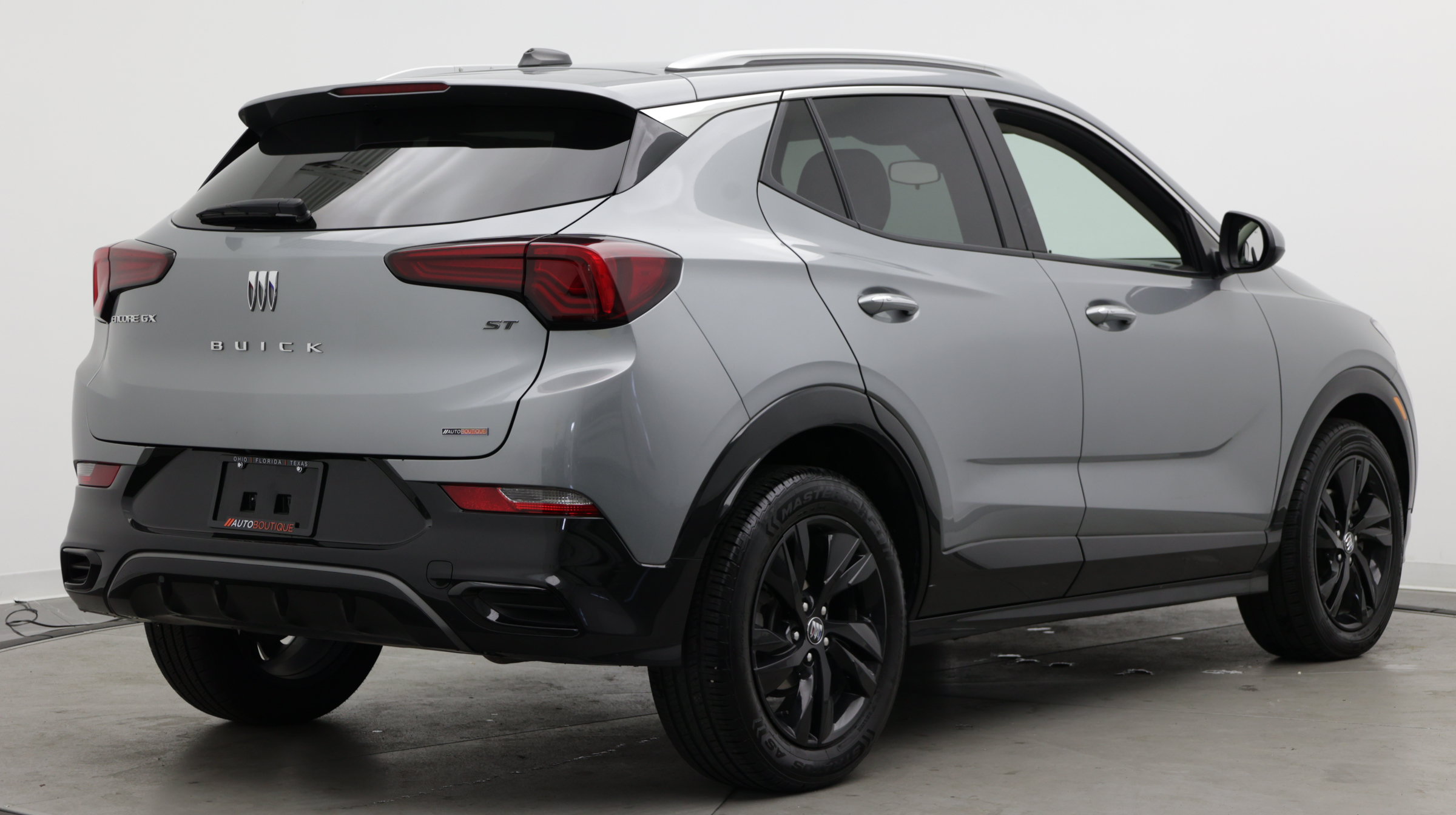 Used 2024 Buick Encore GX Sport Touring FWD image 7