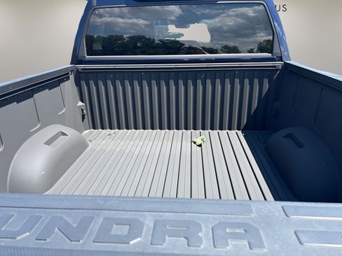 Used 2023 Toyota Tundra SR5 w/ SR5 Convenience Package AWD/4WD image 8
