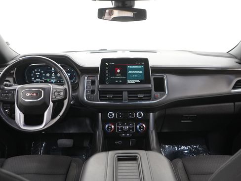Used 2022 GMC Yukon SLE w/ Gmc Pro Safety Plus Package AWD/4WD image 16