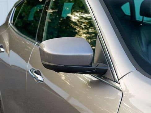 Used 2022 Maserati Levante Modena image 10