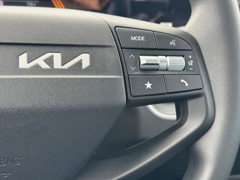 Used 2026 Kia K4 FWD image 14
