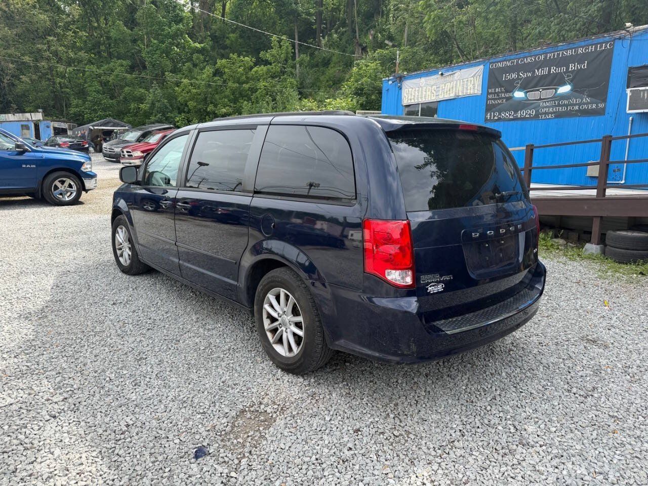 Used 2014 Dodge Grand Caravan SXT FWD image 9