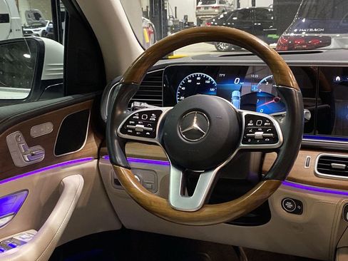 Certified 2022 Mercedes-Benz GLE 450 4MATIC image 3