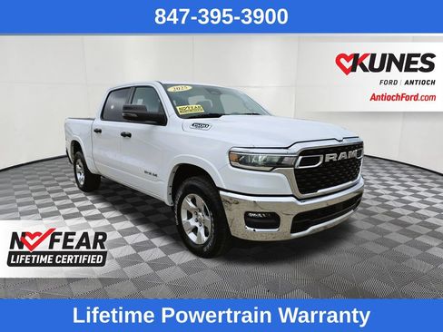 Used 2025 RAM 1500 Big Horn AWD/4WD image 1