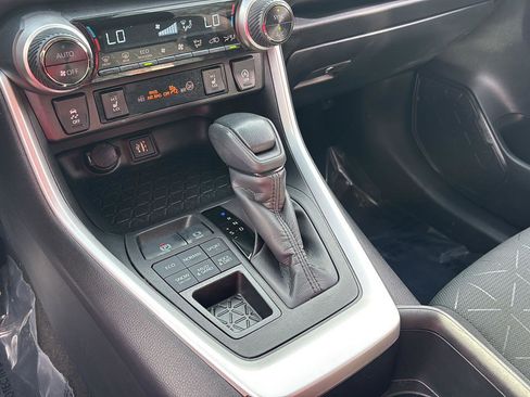 Used 2023 Toyota RAV4 XLE w/ Convenience Package image 33