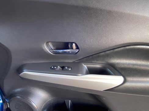 Used 2020 Nissan Kicks SR w/ SR Premium Package image 46