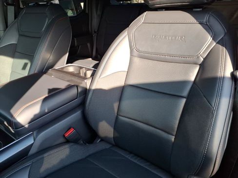 Certified 2025 Ford F150 Raptor AWD/4WD image 11