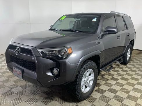 Used 2018 Toyota 4Runner SR5 image 2