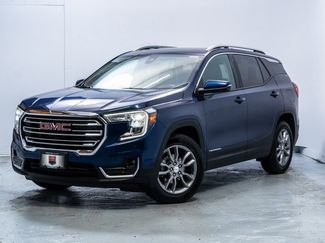 Used 2022 GMC Terrain SLT w/ Infotainment Package II image 1