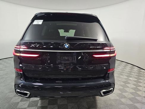 Used 2025 BMW X7 xDrive40i w/ M Sport Package AWD/4WD image 5