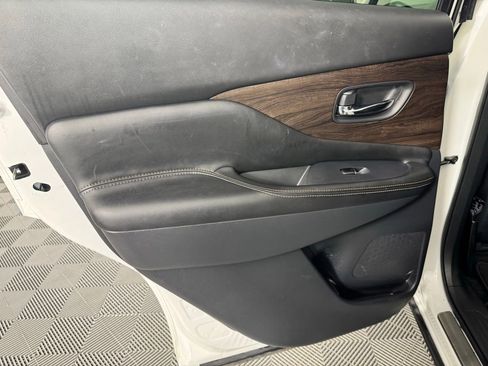 Used 2024 Nissan Murano Platinum w/ Cargo Package image 27