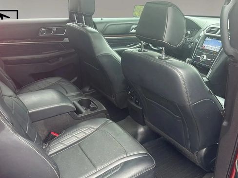 Used 2017 Ford Explorer Platinum AWD/4WD image 12