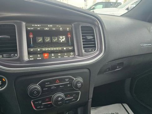 Used 2018 Dodge Charger R/T Scat Pack w/ Driver Confidence Group image 19