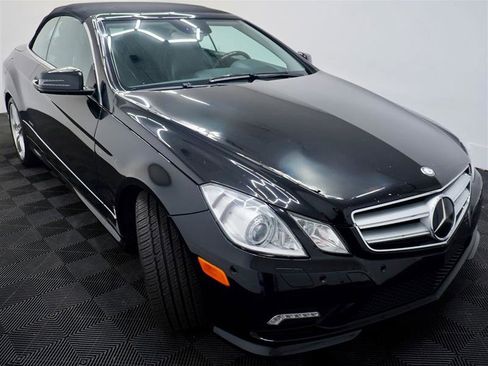 Used 2011 Mercedes-Benz E 550 Cabriolet image 10