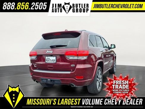 Used 2018 Jeep Grand Cherokee Overland AWD/4WD image 28