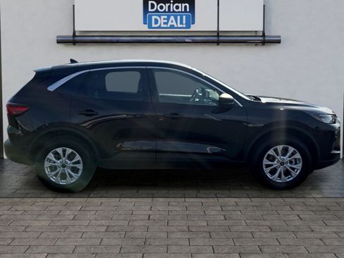 Used 2024 Ford Escape Active AWD/4WD image 2