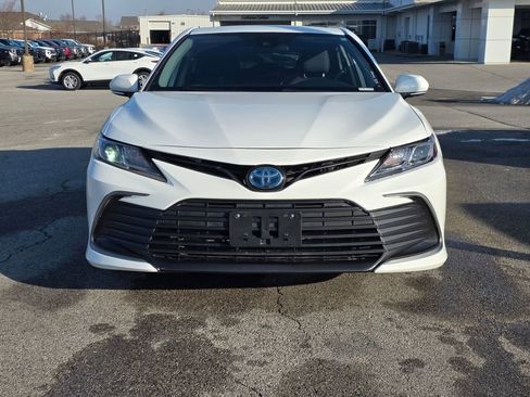 Used 2023 Toyota Camry LE image 2