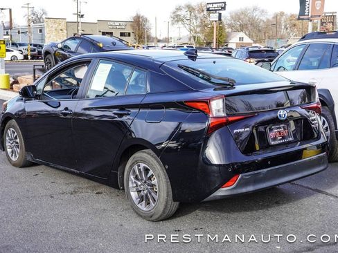Used 2020 Toyota Prius L Eco image 16