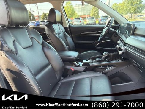 Certified 2024 Kia Telluride S w/ S Sunroof Package AWD/4WD image 11