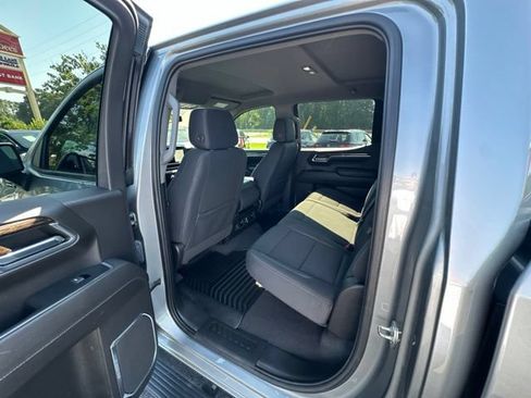 Used 2024 GMC Sierra 1500 Elevation AWD/4WD image 18