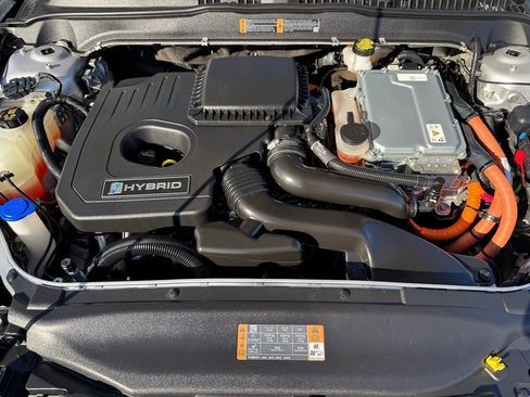 Used 2018 Ford Fusion S image 12