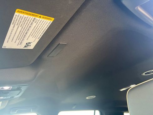 Used 2025 Chevrolet Tahoe Premier image 15