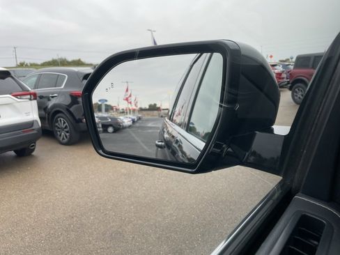 Used 2024 Ford Expedition XLT image 42