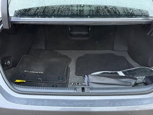 Used 2019 Lexus ES 350 w/ Accessory Package 2 image 9