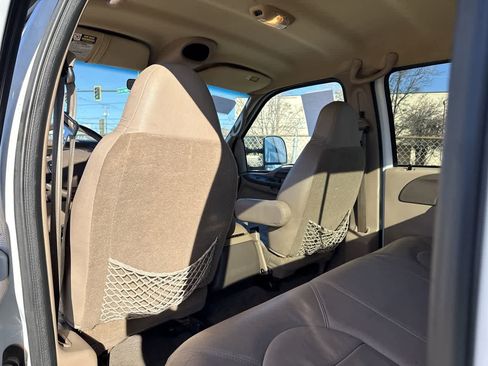 Used 1999 Ford F350 Lariat image 13