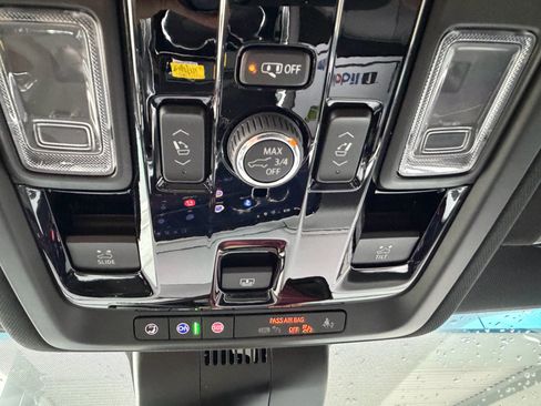 New 2026 Chevrolet Suburban RST w/ Comfort Package AWD/4WD image 7