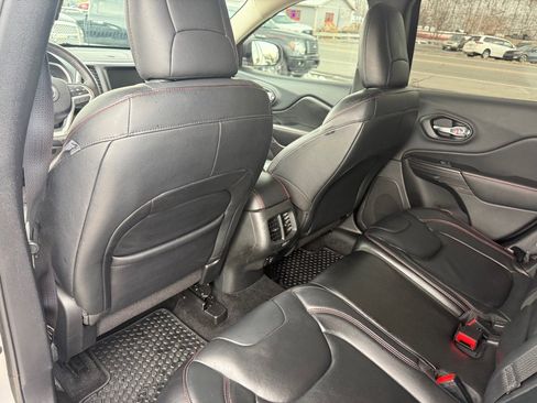 Used 2014 Jeep Cherokee Trailhawk image 36