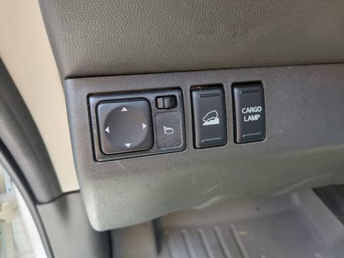 Used 2018 Nissan Frontier PRO-4X AWD/4WD image 15