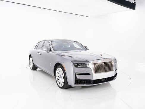 Certified 2022 Rolls-Royce Ghost w/ Ghost Package image 7