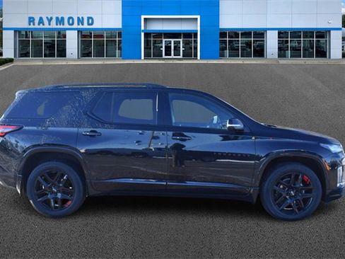 Certified 2023 Chevrolet Traverse Premier w/ Redline Edition image 2