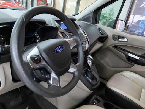 Used 2014 Ford Transit Connect XLT image 12