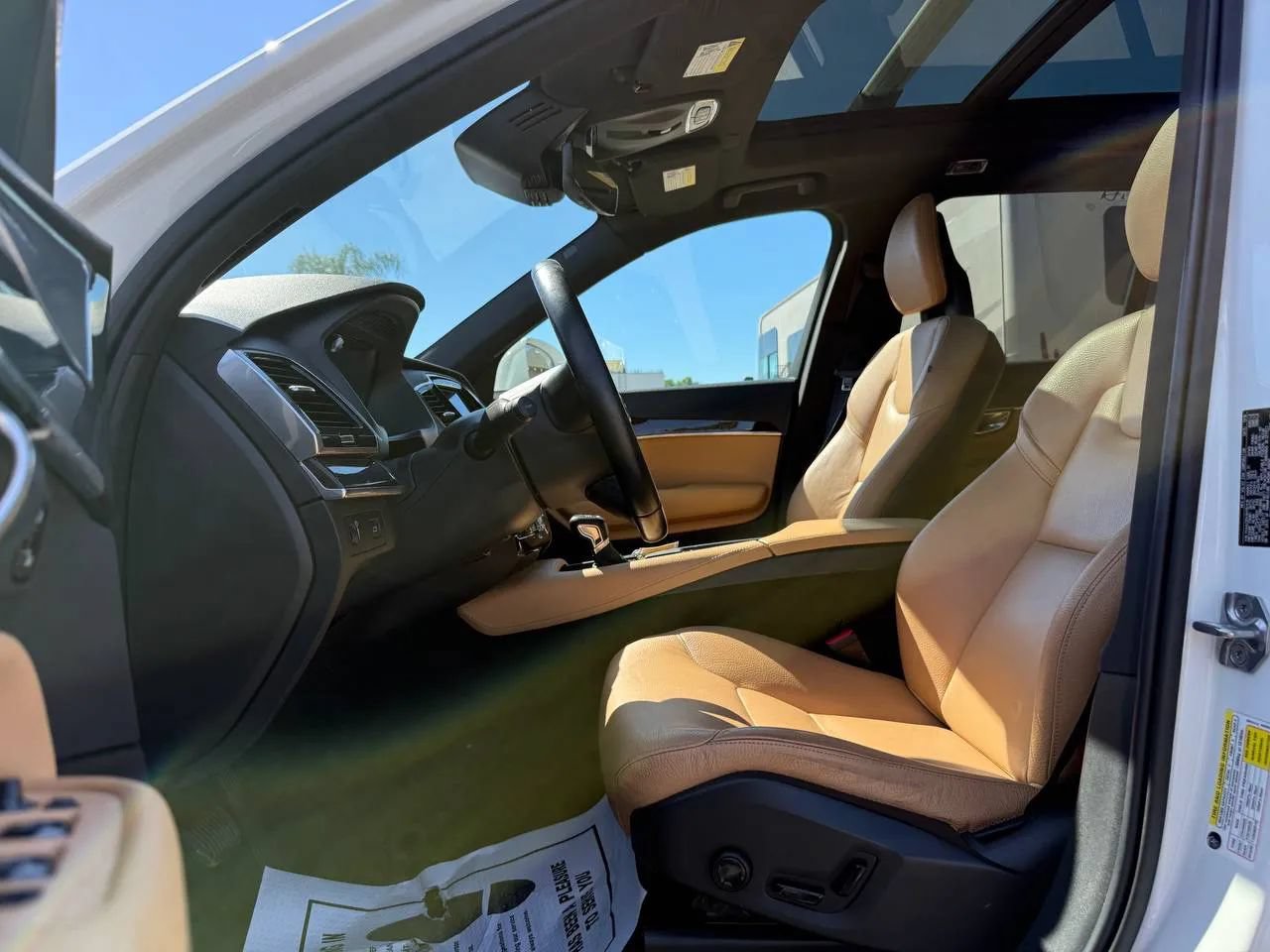 Used 2017 Volvo XC90 T6 Momentum w/ Vision Package AWD/4WD image 34
