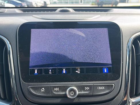 Used 2022 Chevrolet Equinox RS w/ RS Leather Package image 24