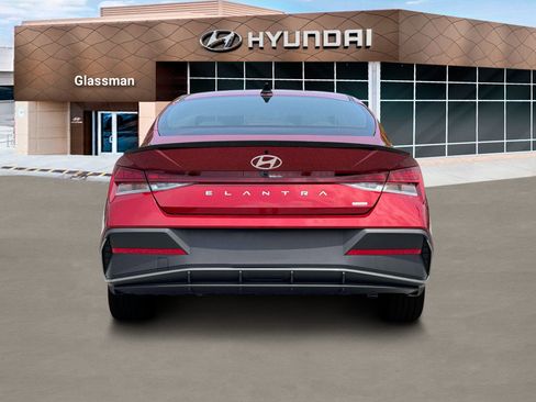 New 2025 Hyundai Elantra SEL image 7